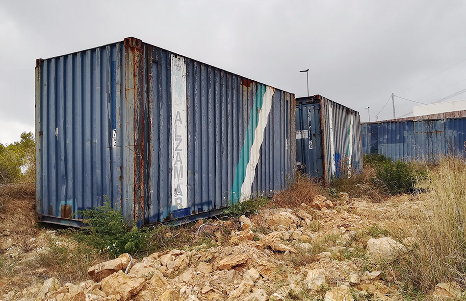 SP25 Arquitectura habitatge contenidors marítims Canyelles