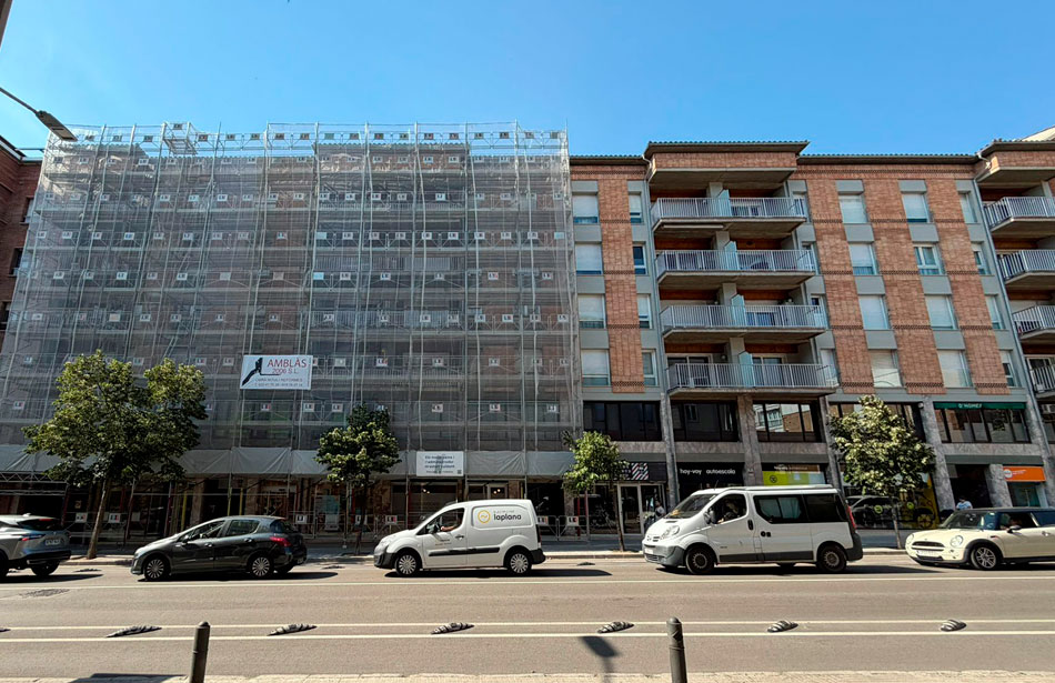 SP25 Arquitectura - Rehabilitació de façana