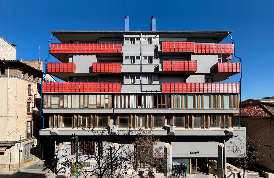 SP25 Arquitectura - Rehabilitació de façana